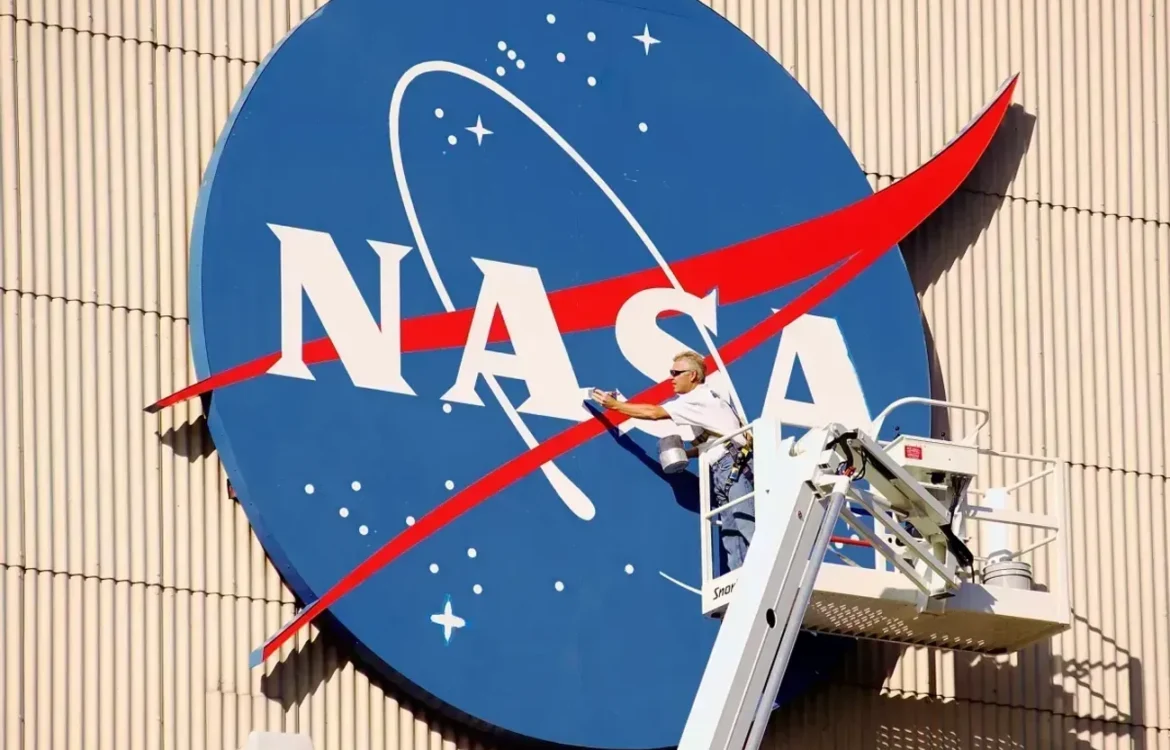 Politico: понад 2000 високопосадовців готові залишити NASA
