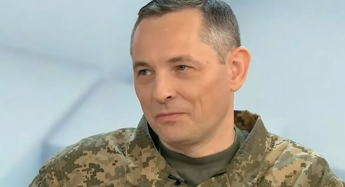 Наступний