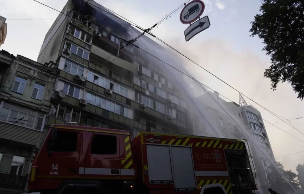 Нічний удар росії по Києву 10 липня: постраждалих уже 24