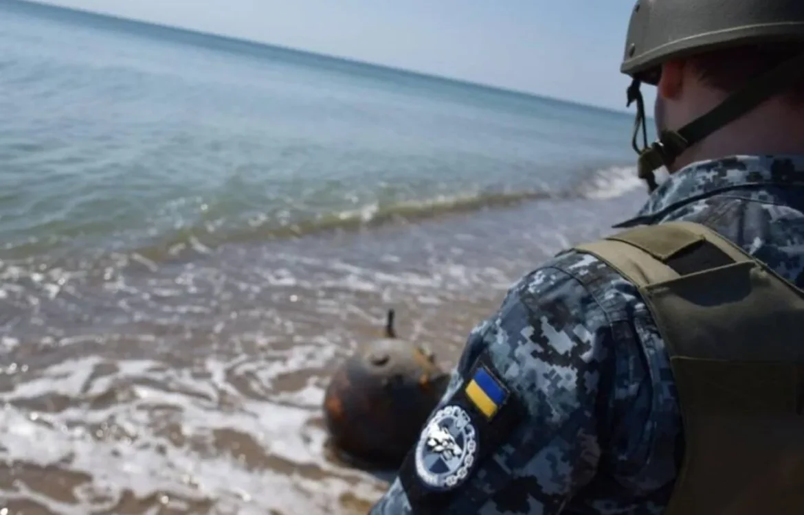 Чоловік, який напав з ножем на відвідувача ТРЦ в Києві, виявився колишнім військовим