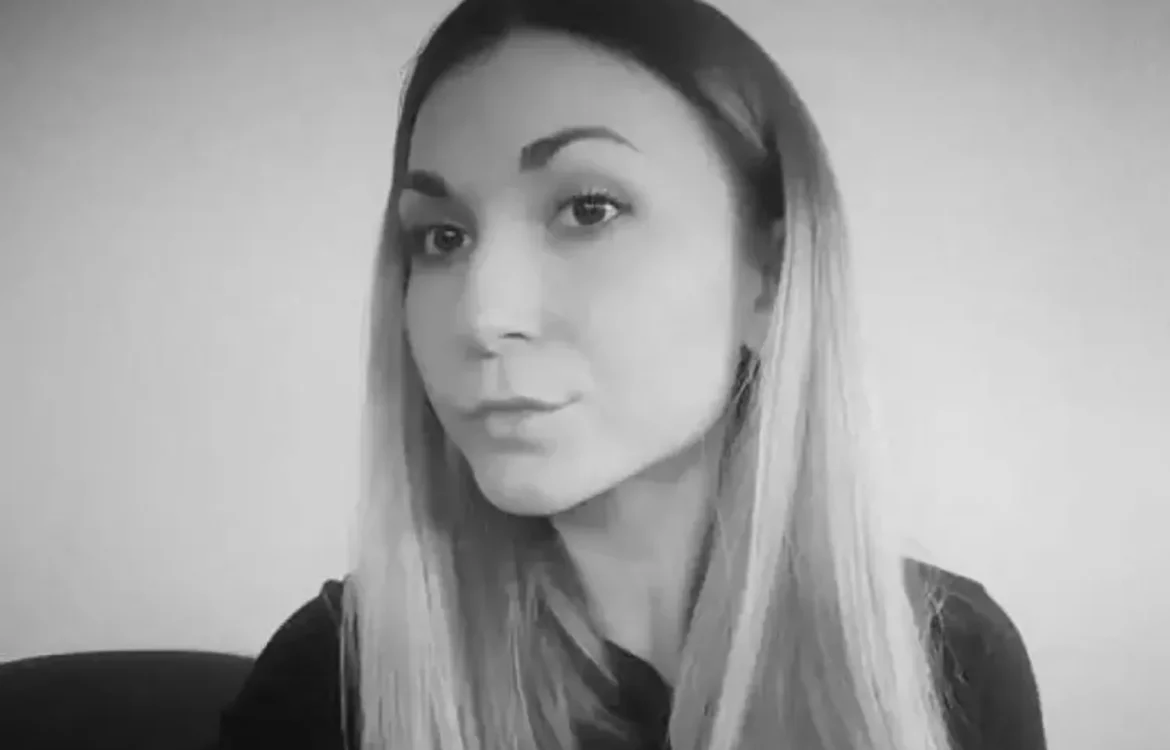 Організував катування журналістки Рощиної: керівнику СІЗО у таганрозі заочно повідомлено про підозру