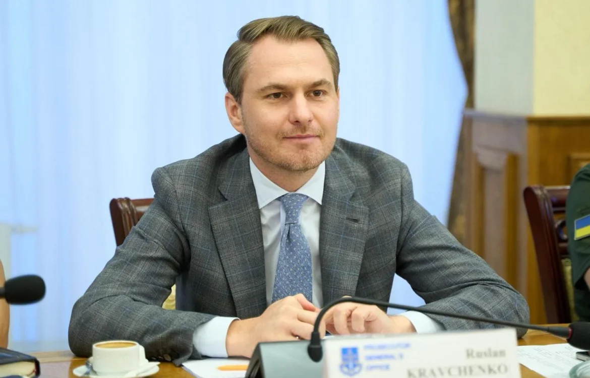 Завдали державі збитків на 233 мільйони гривень: Кравченко повідомив про підозри 46 чиновникам Харківщини