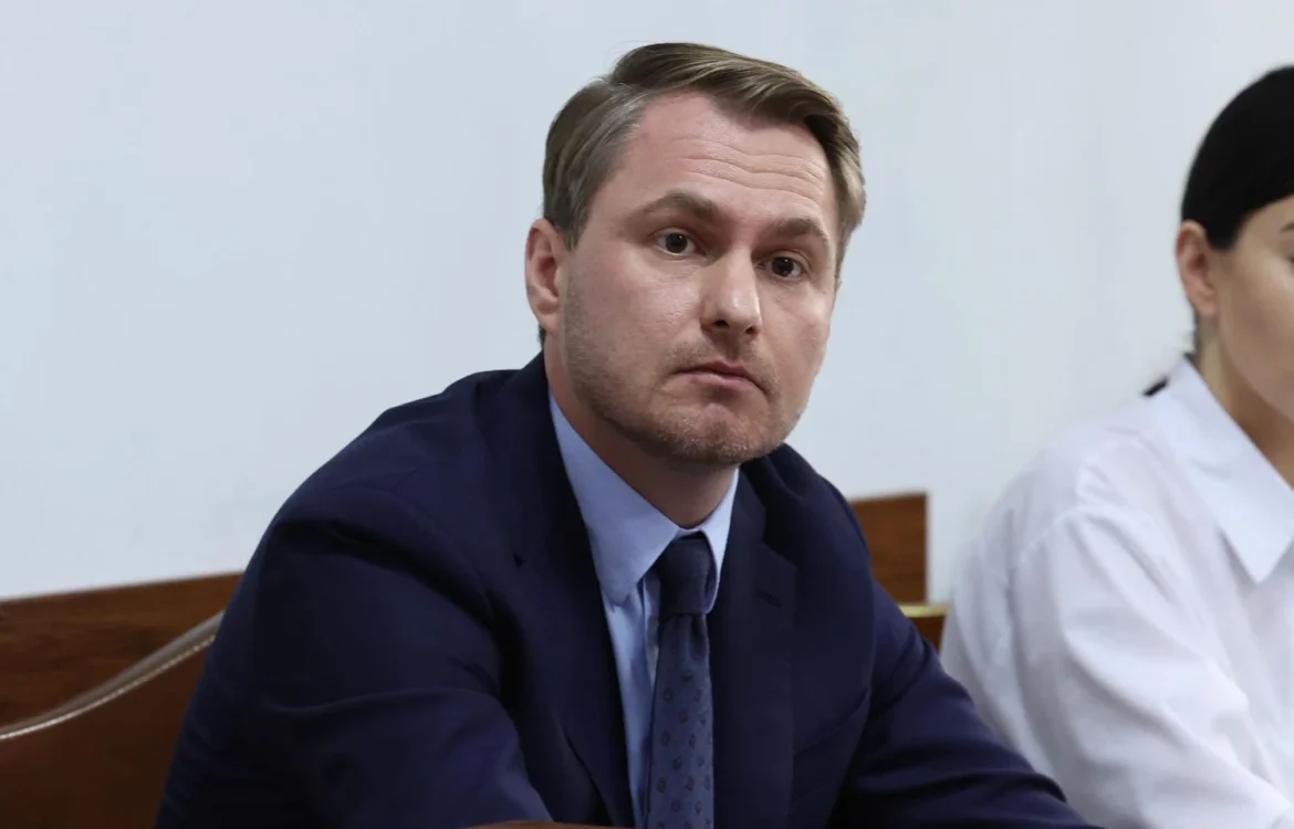 Замість служіння закону - служили грошам: Кравченко повідомив про викриття схеми підробки судових рішень на Донеччині