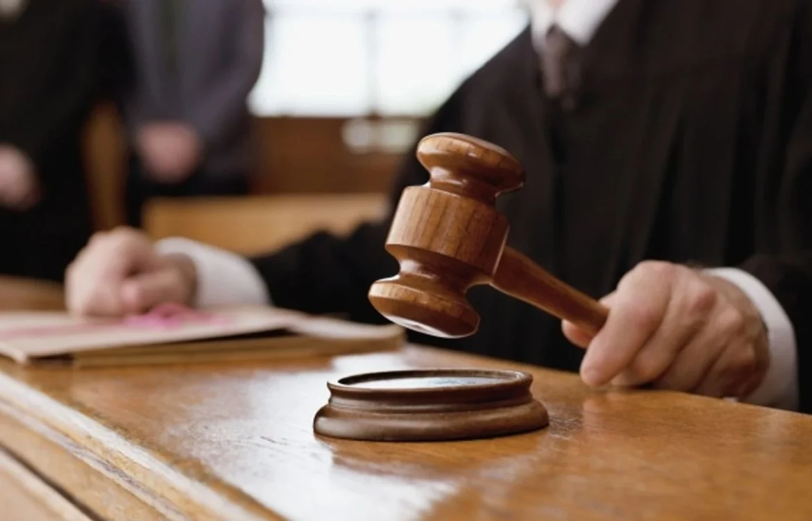 Суд вирішив не відправляти під врату керівника КМДА Загуменного у справі про розтрату 1,3 млн грн