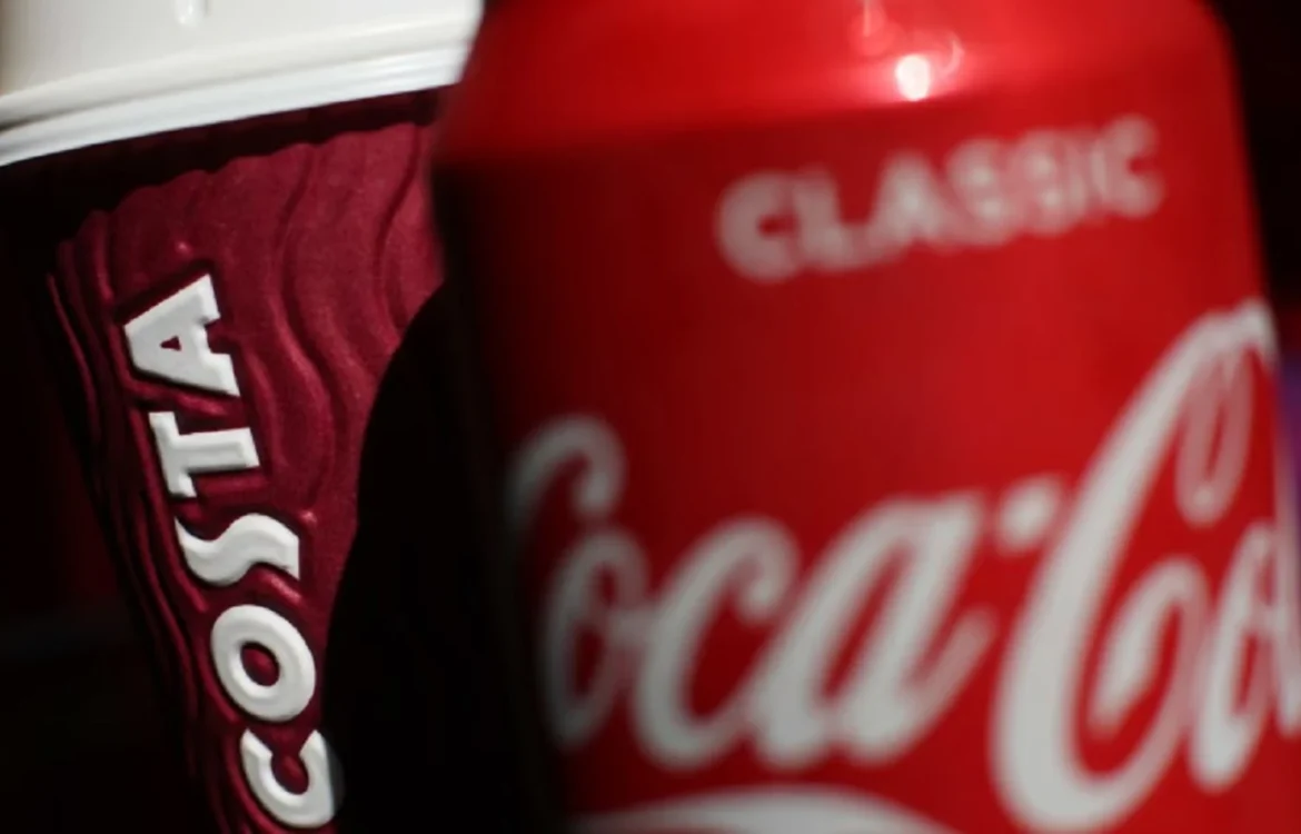 Coca-Cola готує продаж найбільшої мережі кавʼярень у Британії, попри можливі багатомільярдні збитки – SkyNews