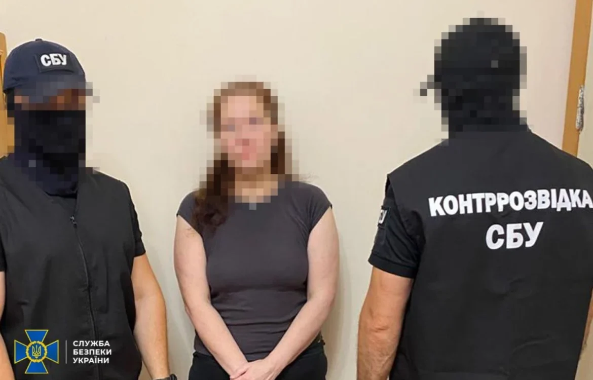 Ексміліціонер та працівниця кондитерського заводу коригували удари рф по Дніпропетровщині