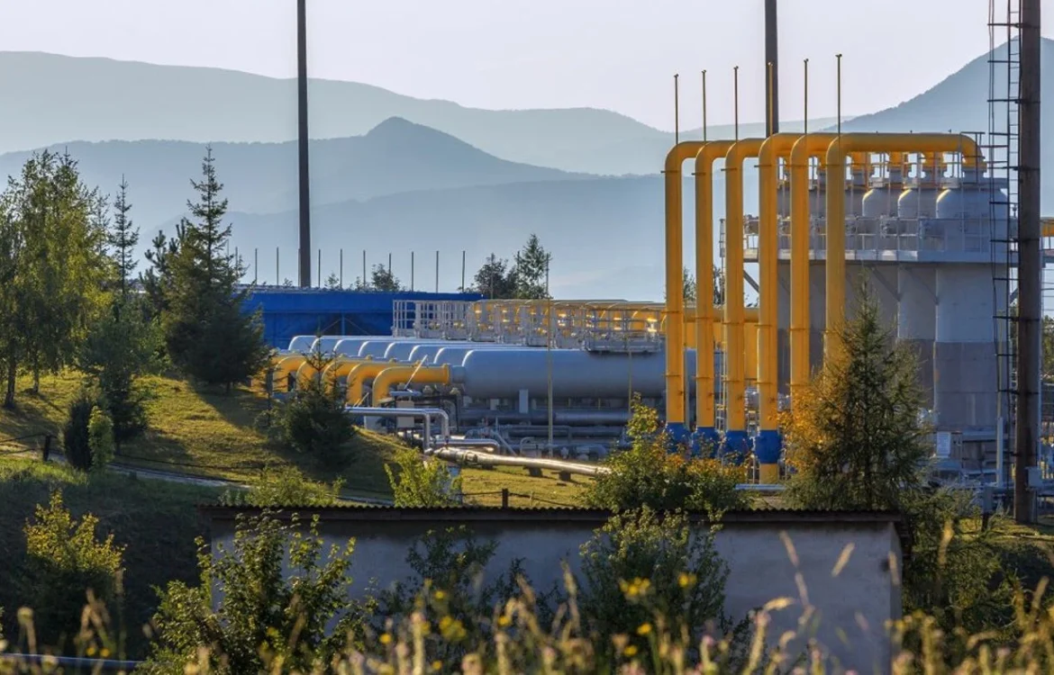 Опалювальний сезон 2025: Україна планує накопичити 13,2 млрд кубів газу до листопада, але цього може бути недостатньо