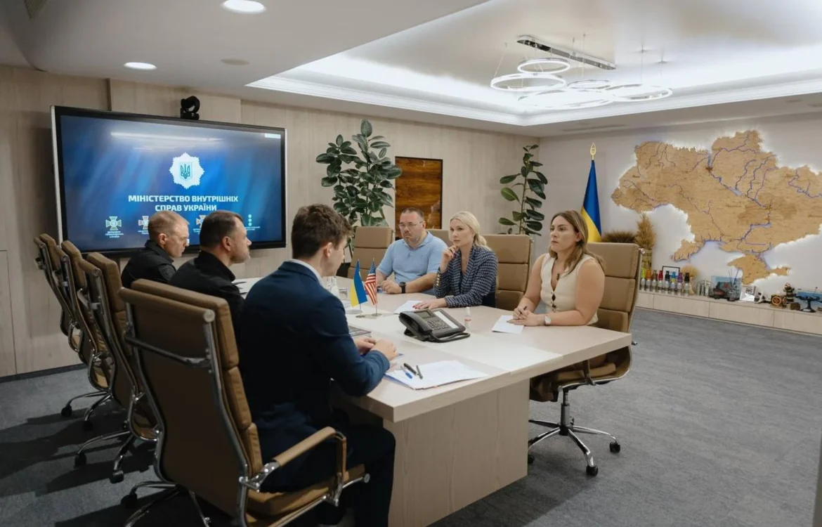 Клименко обговорив з дочкою Кіта Келлога репатріацію тіл полеглих захисників