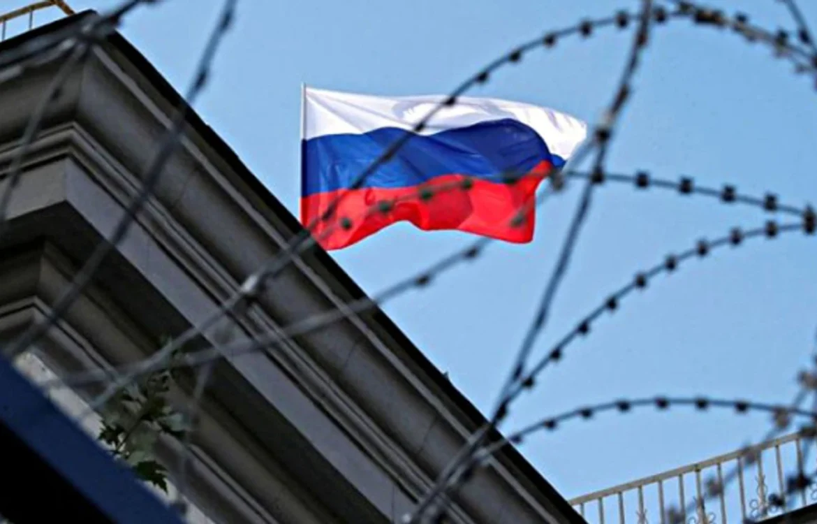 ЄС продовжив санкції проти рф ще на шість місяців, одного з фігунатів виключили