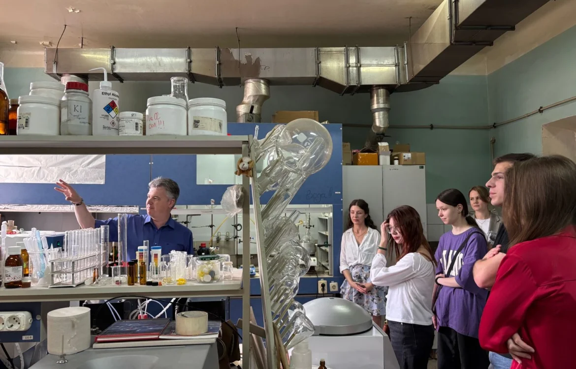 Українські Національні Новини (УНН)