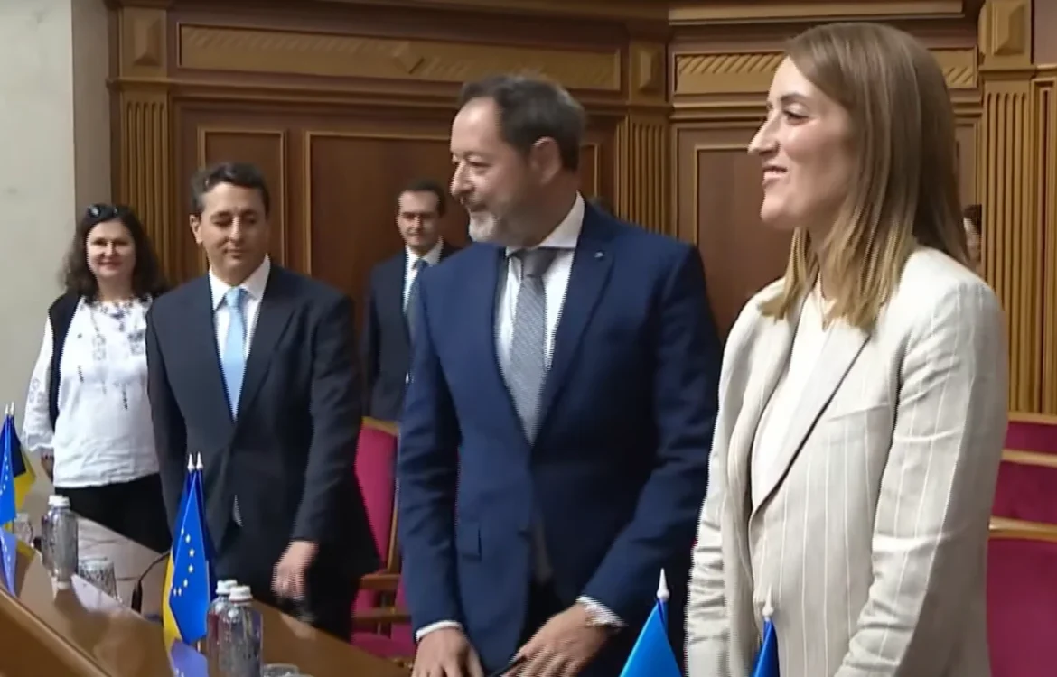 Мир для України має бути справжнім і враховувати її незалежність - президентка Європарламенту Мецола