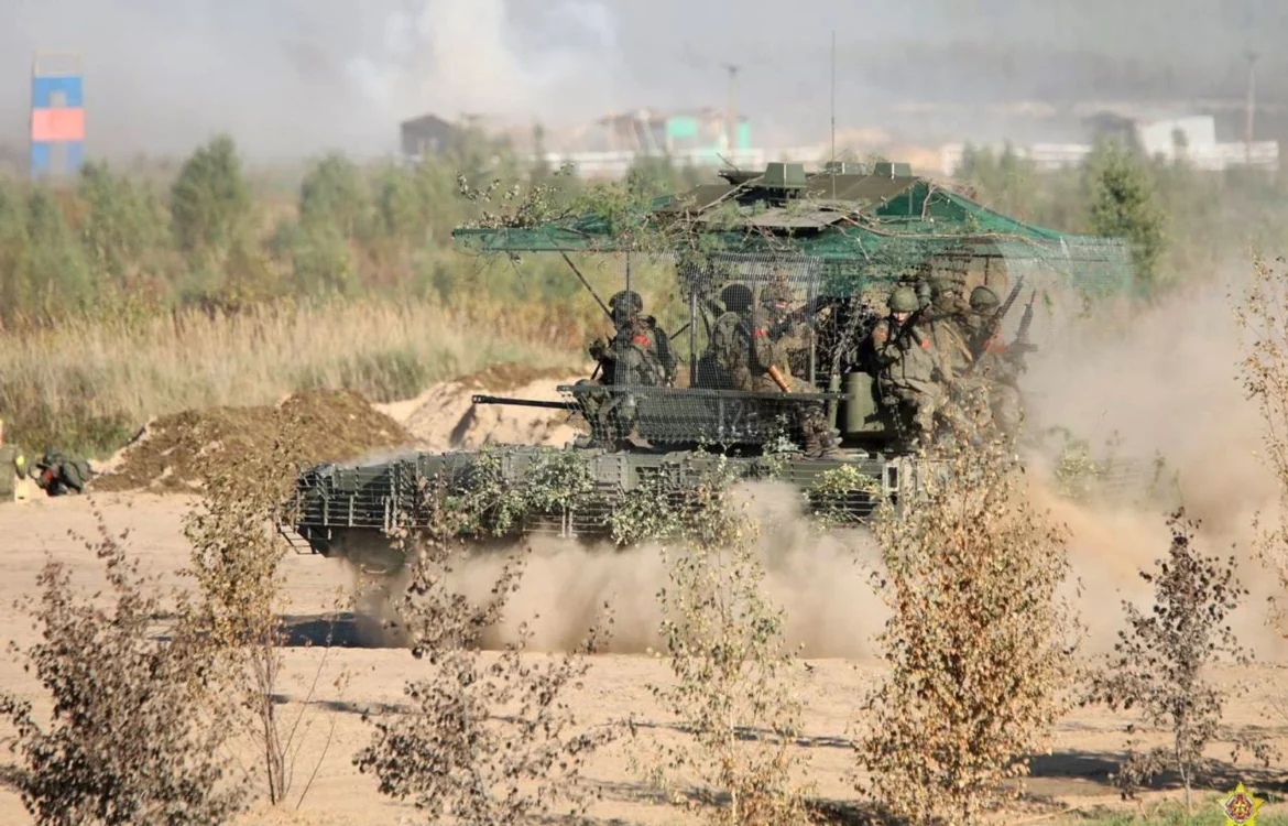 У МЗС заявили, що росіяни готуються залишити білорусь після навчань “Захід-2025”