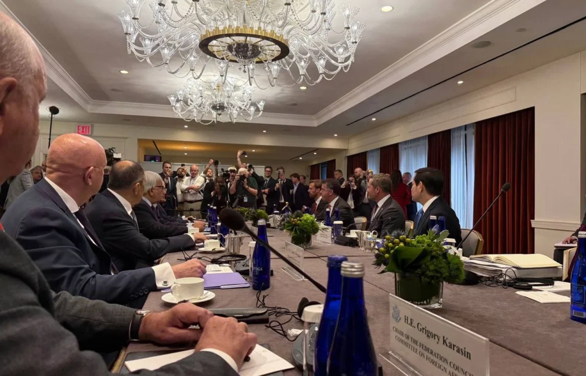 Повторив заклик президента Трампа припинити вбивства: Держдеп про зустріч Рубіо і лаврова