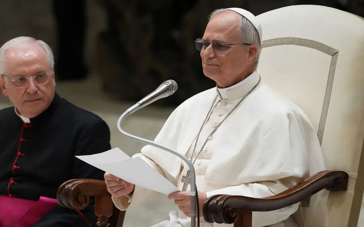 Папа Лев XIV закликає медіа протидіяти брехні, згадуючи війну рф в Україні та конфлікт у Газі