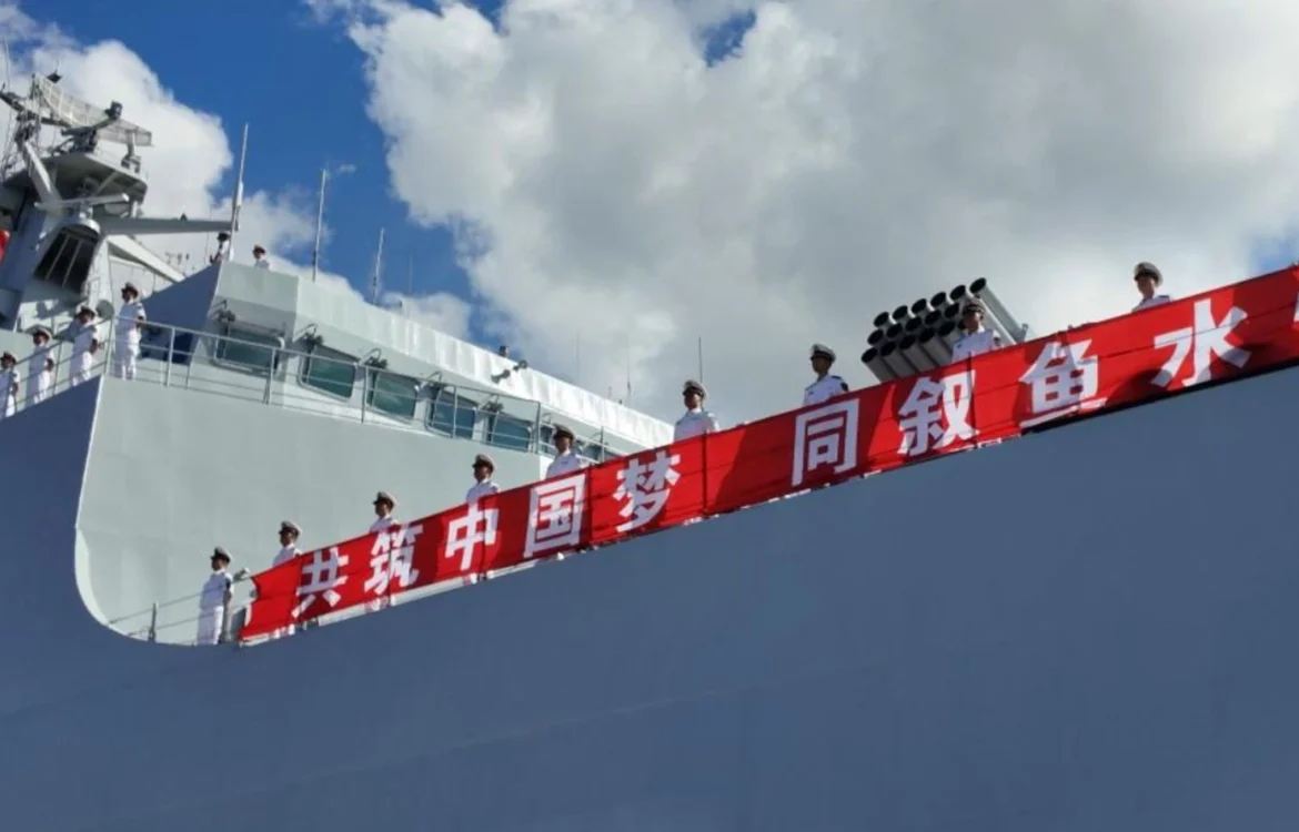 Китайські військові кораблі прибули до Камбоджі на тлі прикордонного конфлікту