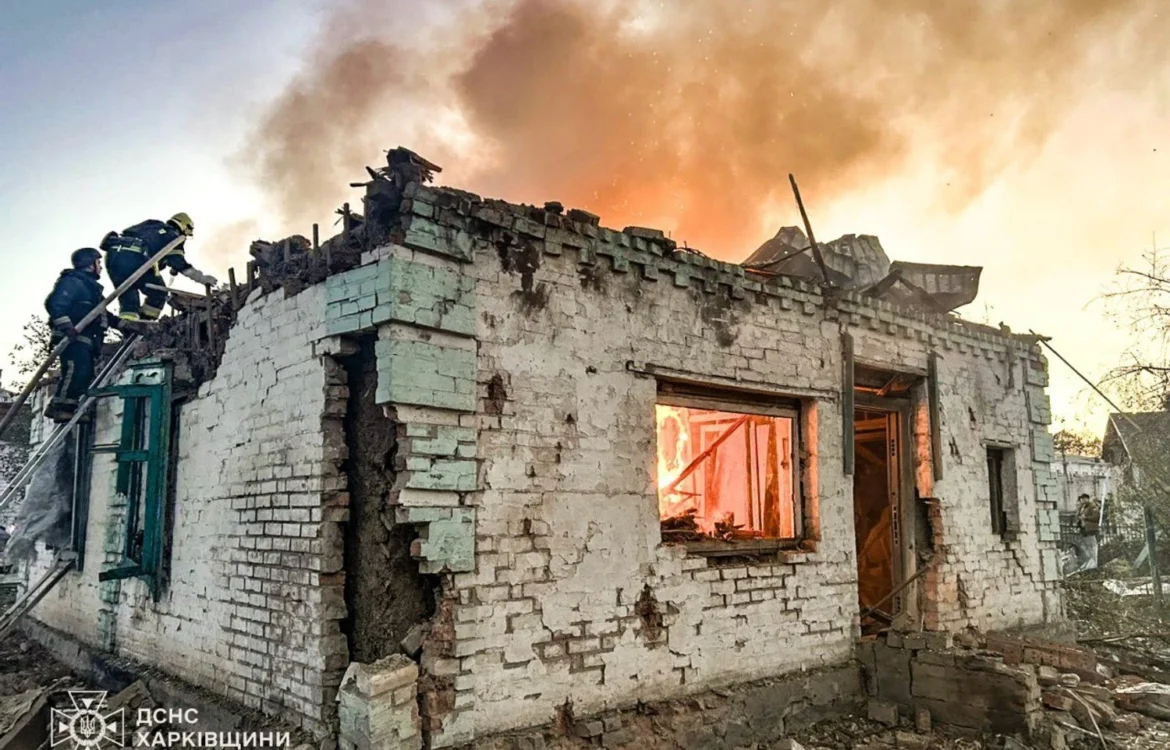 Росіяни атакували Харківщину: КАБ зруйнував житловий сектор у Лозовій, 6 постраждалих