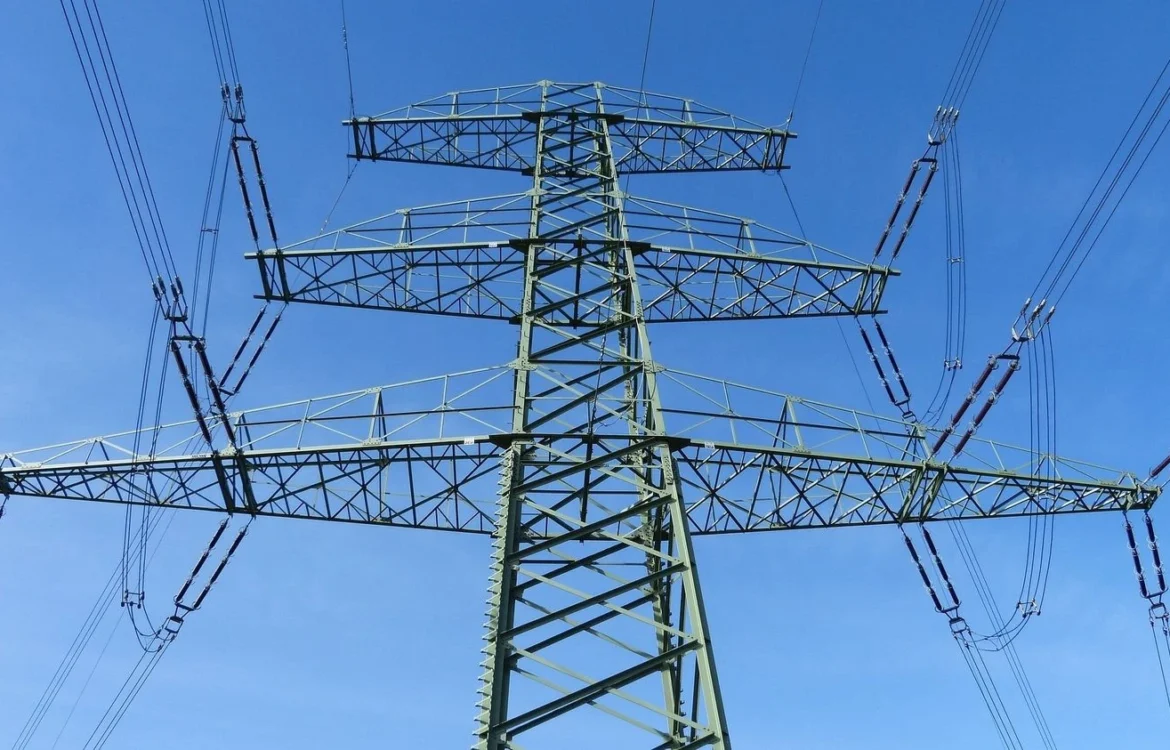 На графіки відключень з 16 години переводять усі регіони з аварійними вимкненнями - Укренерго