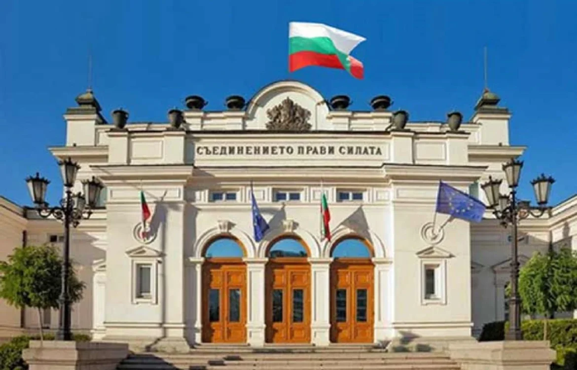 Болгарія зупиняє експорт нафтопродуктів до ЄС через санкції проти