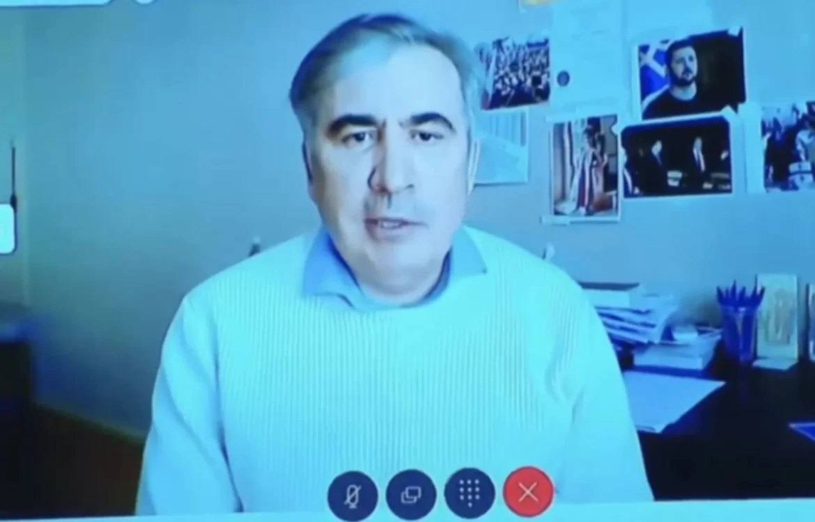 Не потребує стаціонарного лікування: Саакашвілі перевели з клініки до в