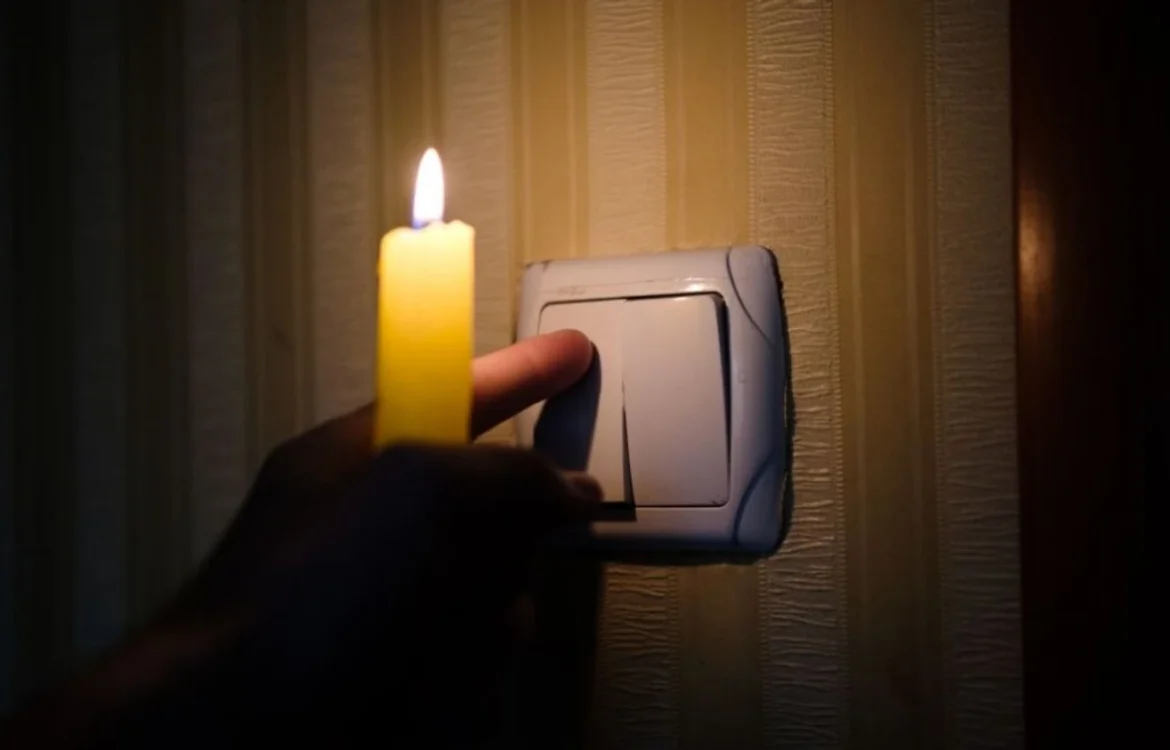 Західна частина Києва залишилася без світла під час комбінованої атаки - Кличко