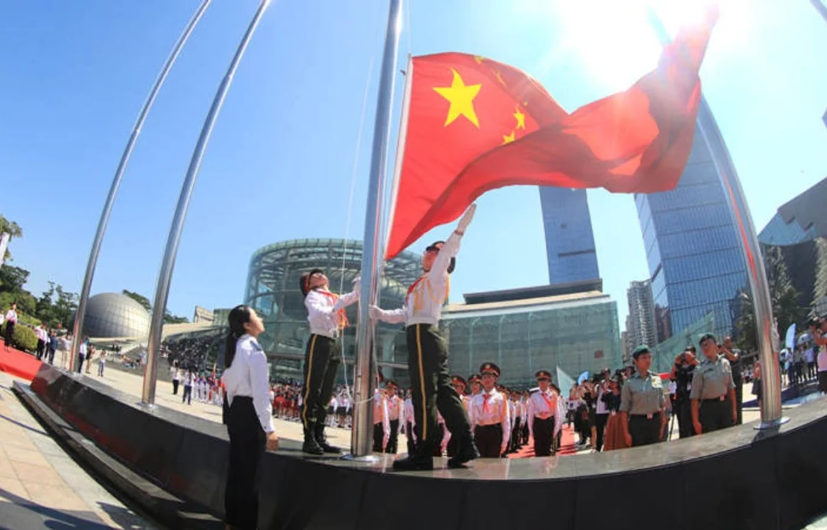 Китай ввів санкції проти 20 американських оборонних компаній і 10 керівників через масштабний продаж зброї Тайваню