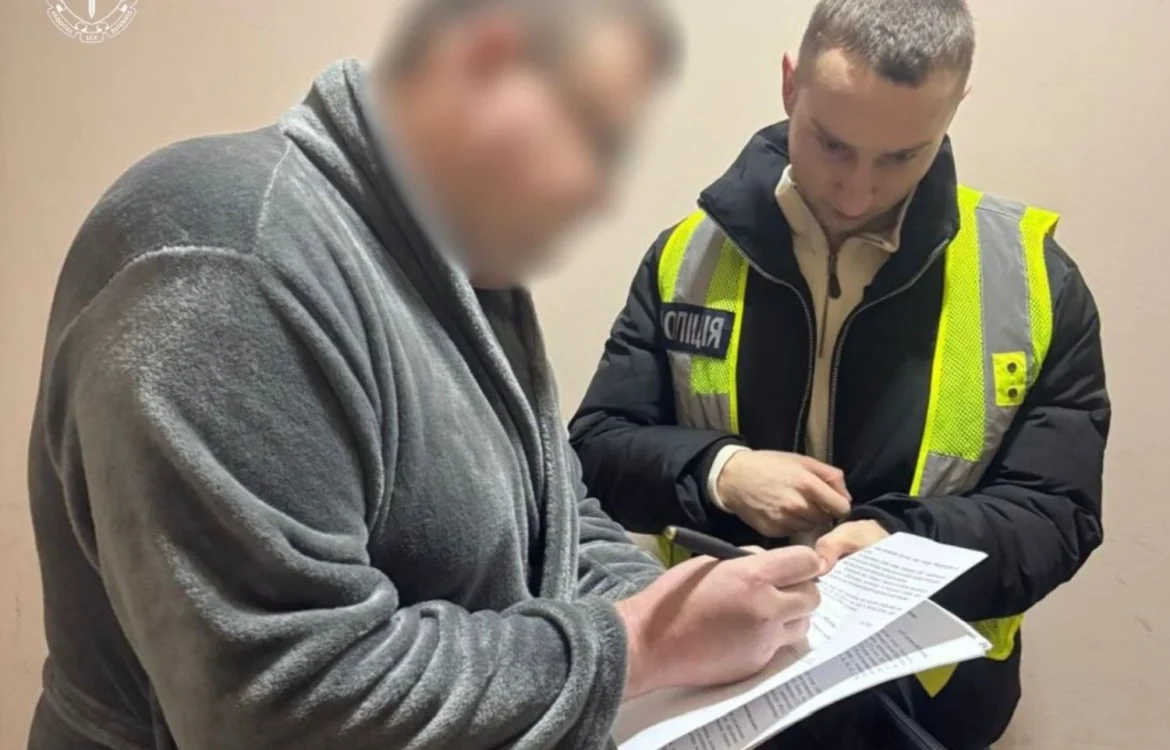 Посадовців