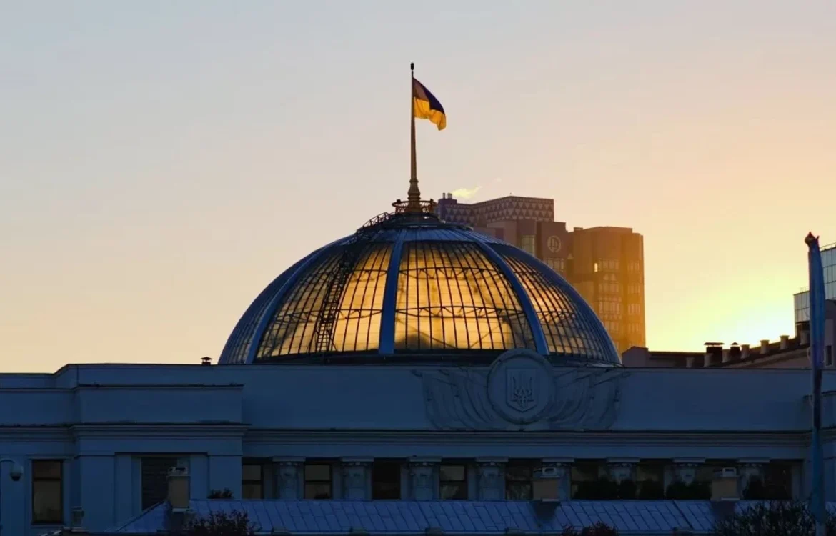 У Раді створили сім підгруп для напрацювання законодавства про вибори під час воєнного стану - Корнієнко