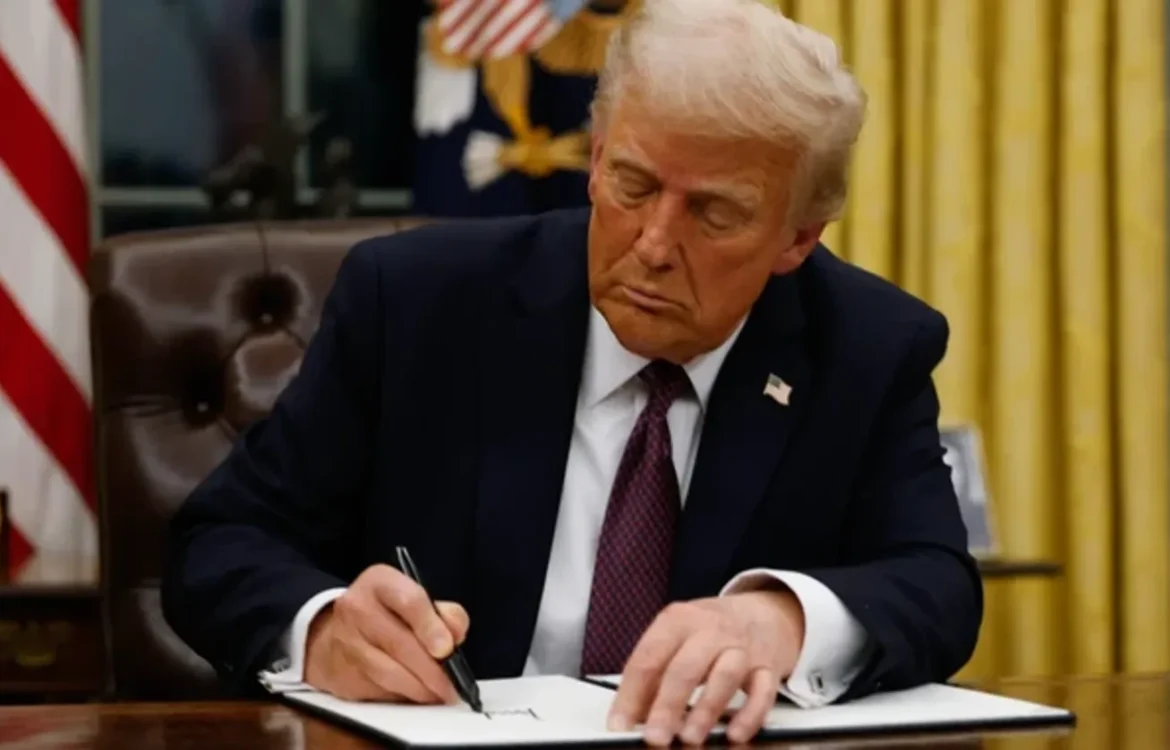 Трамп наклав мита на низку європейських країн через їхню позицію щодо Гренландії