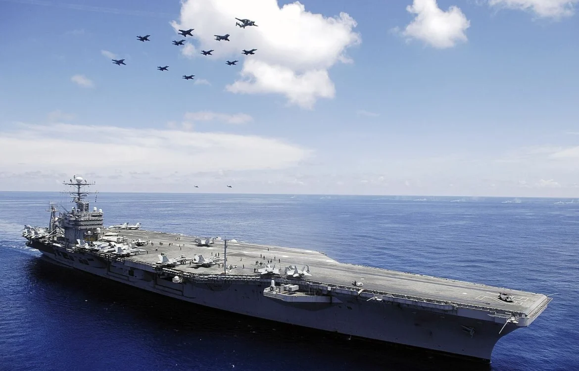 Трамп розширює військові варіанти удару по Ірану на тлі прибуття авіаносної групи