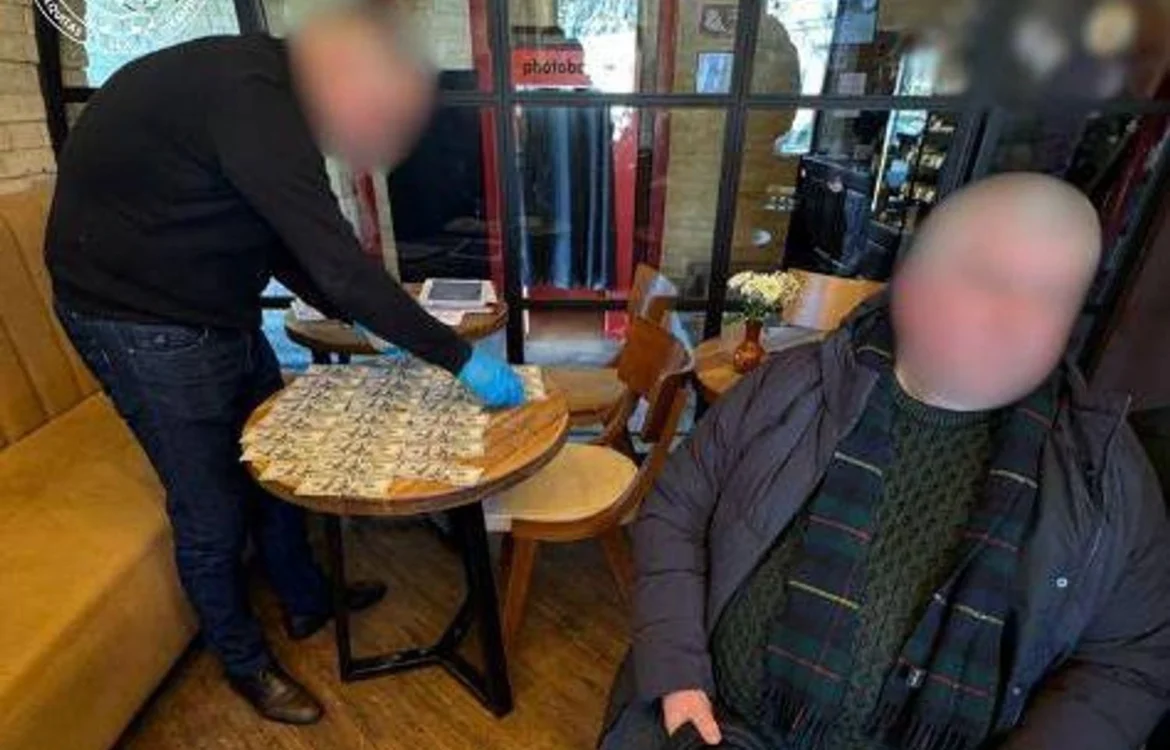 Депутата Почаївської міськради затримали за продаж