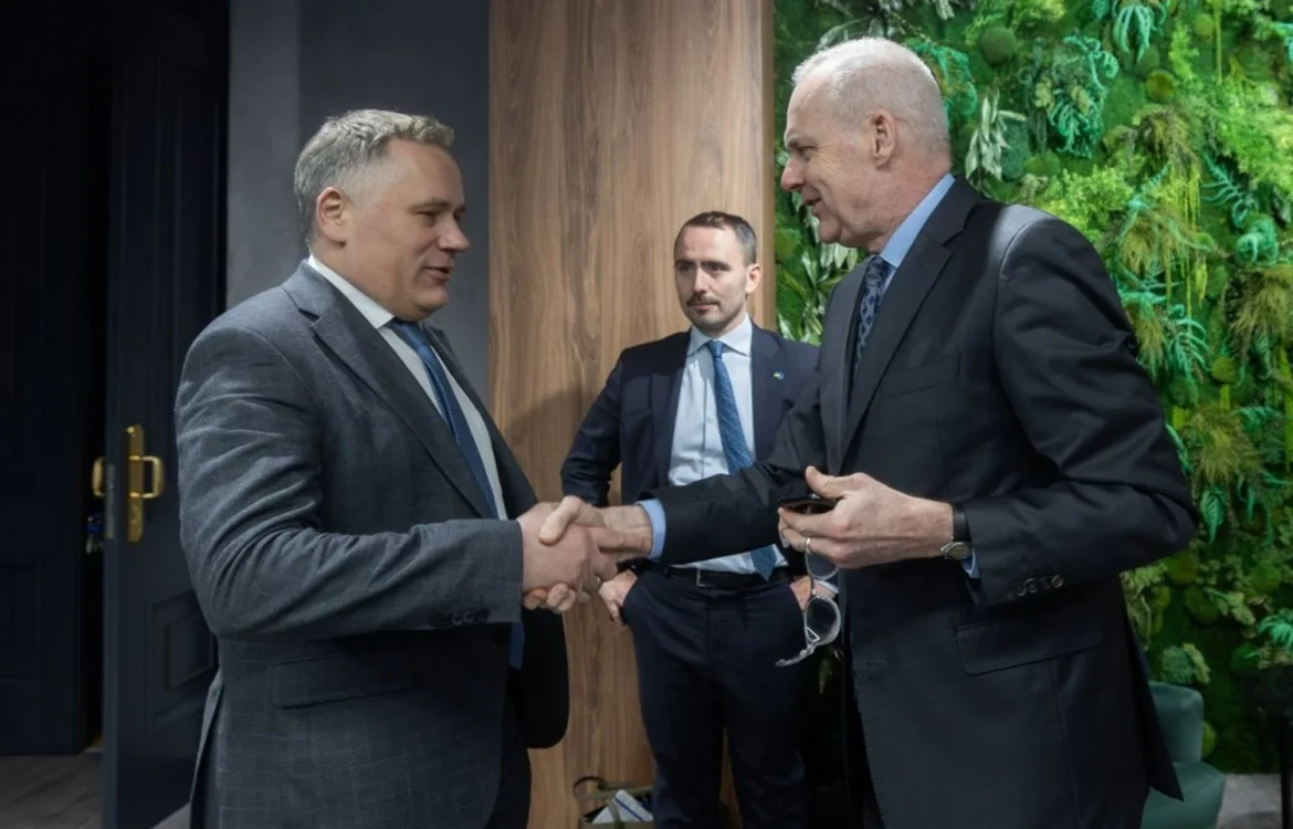 Україна розраховує, що нові пакети оборонної підтримки почнуть надходити до 24 лютого - ОП