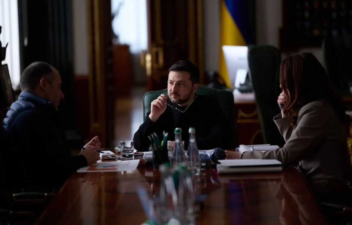 Зеленський провів нараду із Свириденко та Кубраковим щодо оперативної роботи в умовах енергокризи: деталі