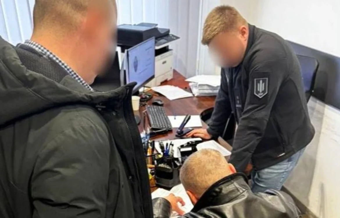 Ексголові ВЛК оголосили нову підозру через квартиру без підтвердження таких доходів у декларації - прокуратура