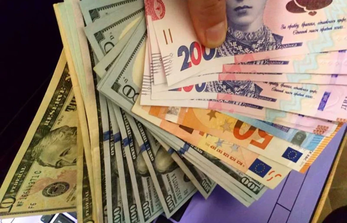 Українці переказали 1,3 трлн грн через платіжні системи у 2025 році - НБУ