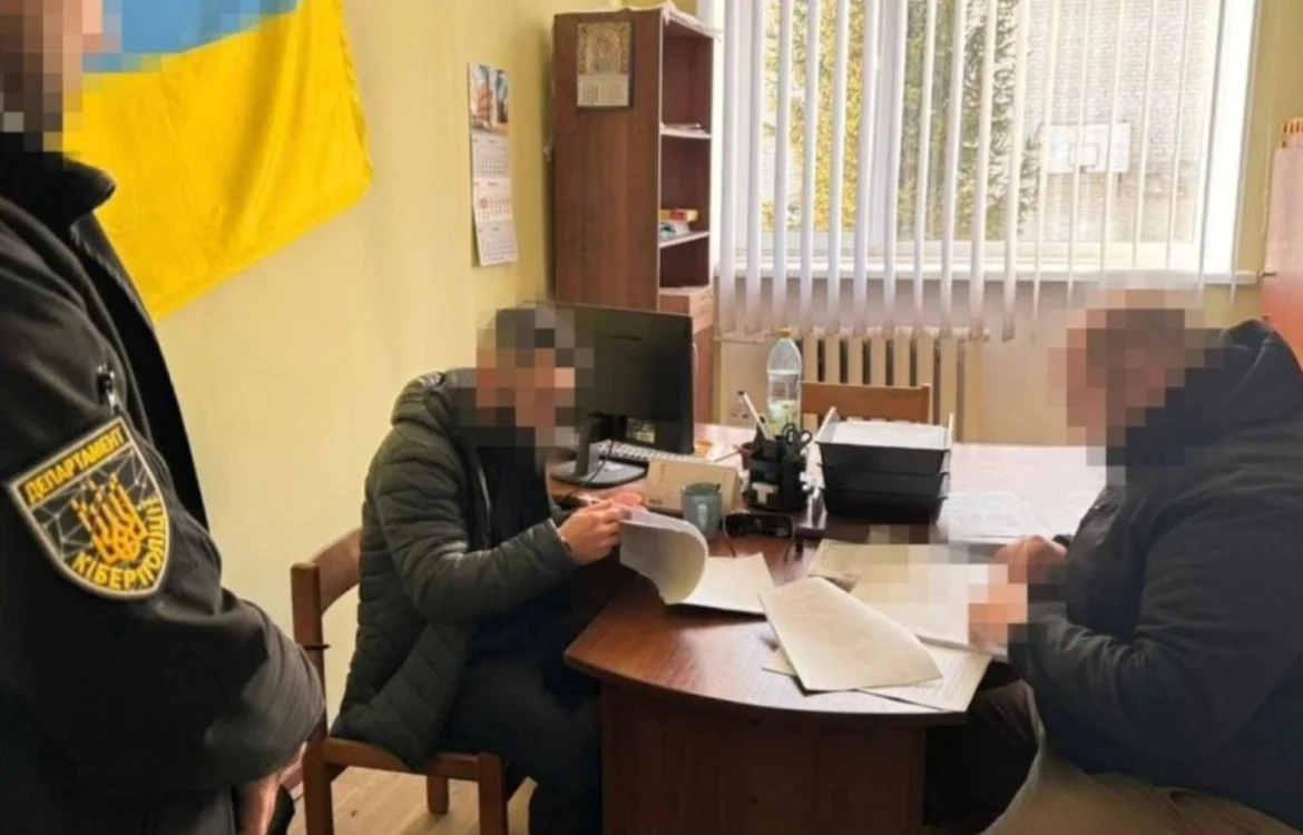 Вкрав понад мільйон гривень на авто для ЗСУ - директор благодійної організації отримав підозру