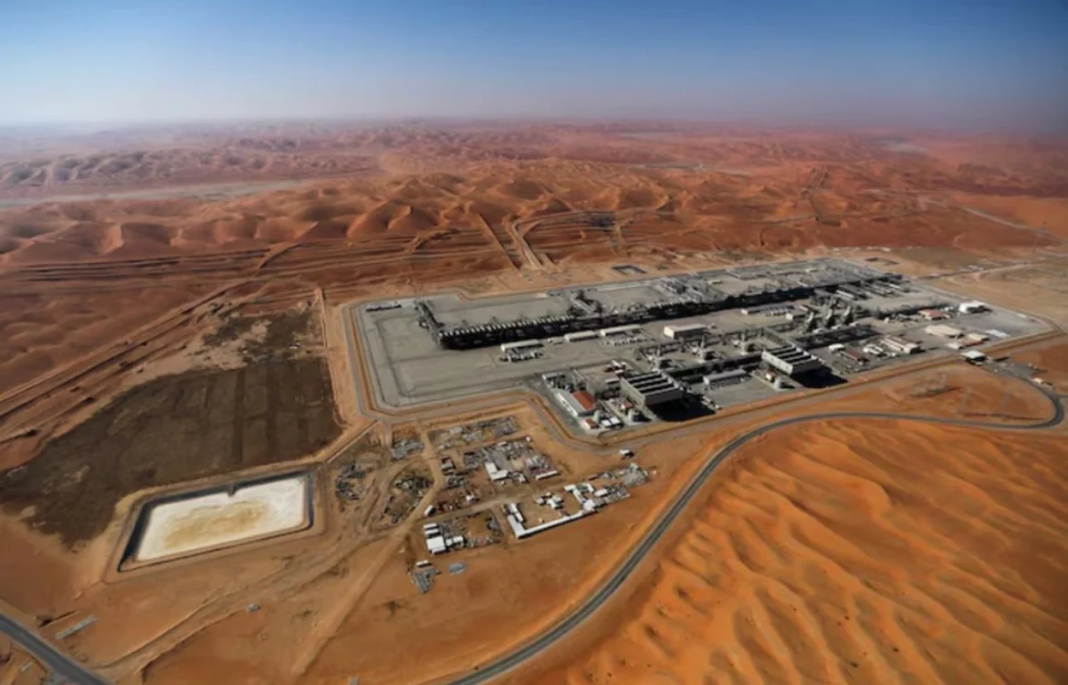 Нафта продовжить дорожчати через загрозу ударів по енергетичній інфраструктурі Перської затоки - Reuters