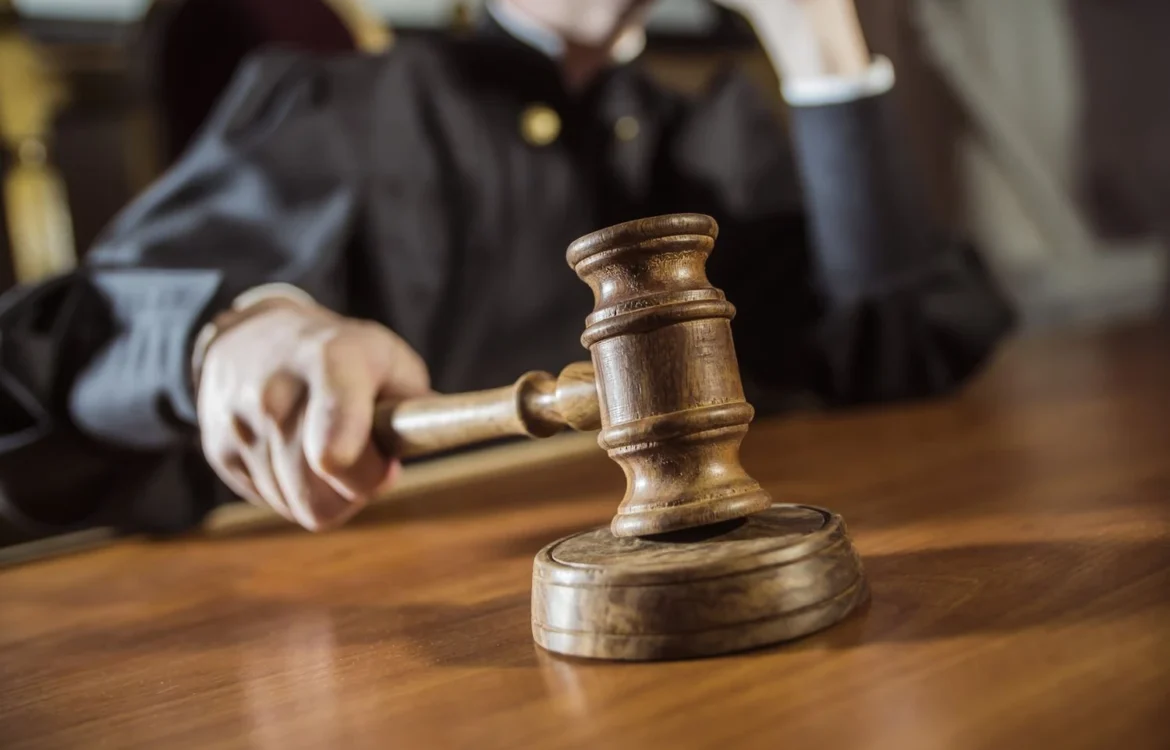 Суд відправив підозрюваного у замовленні вбивства екс-тещі під варту і визначив заставу. Прокурори оскаржують рішення