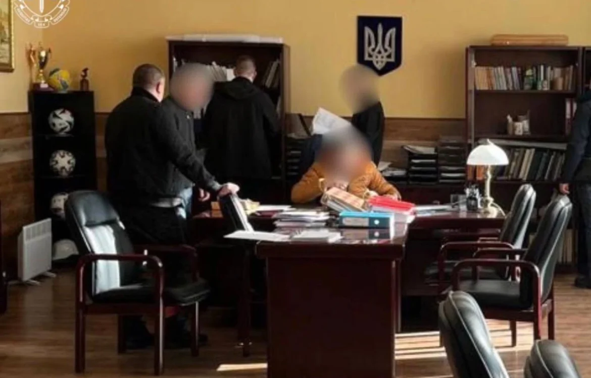 У Києві посадовців держінституту підозрюють у схемі ухилення від мобілізації та виправдовуванні збройної агресії рф
