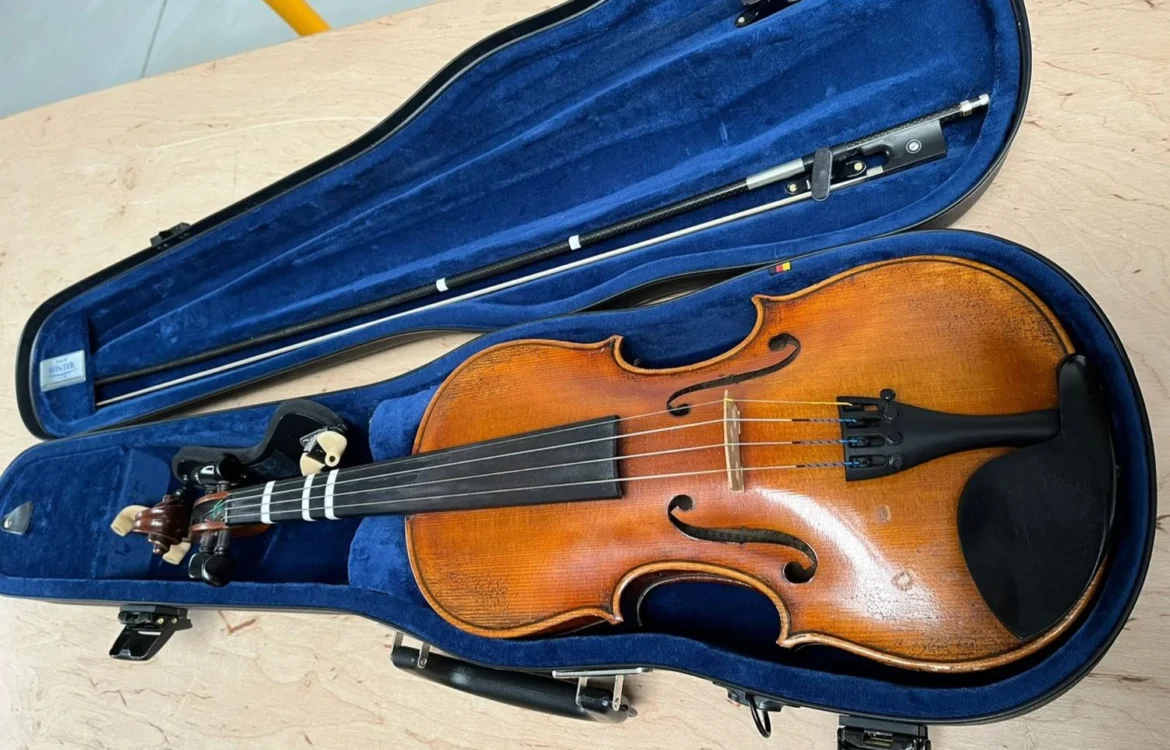 З України до Нідерландів намагалися незаконно вивезти скрипку XVIII століття
