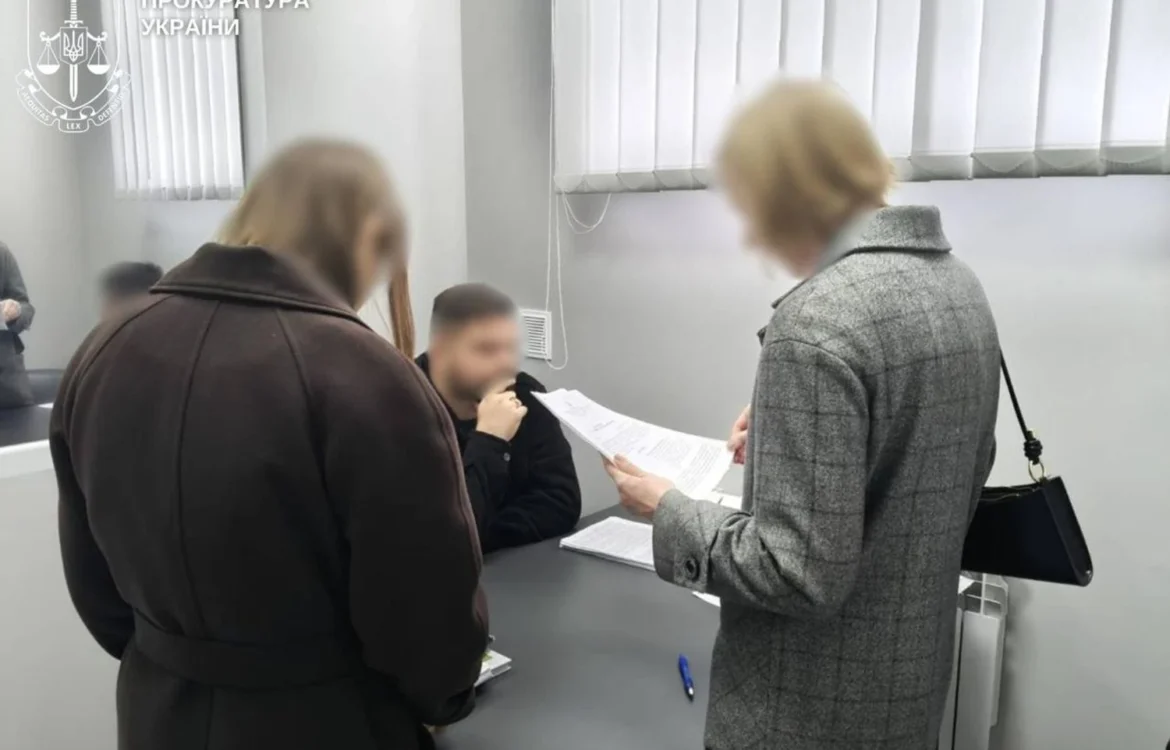 На Житомирщині депутату сільради оголосили підозру через недостовірне декларування майна на 46 млн грн