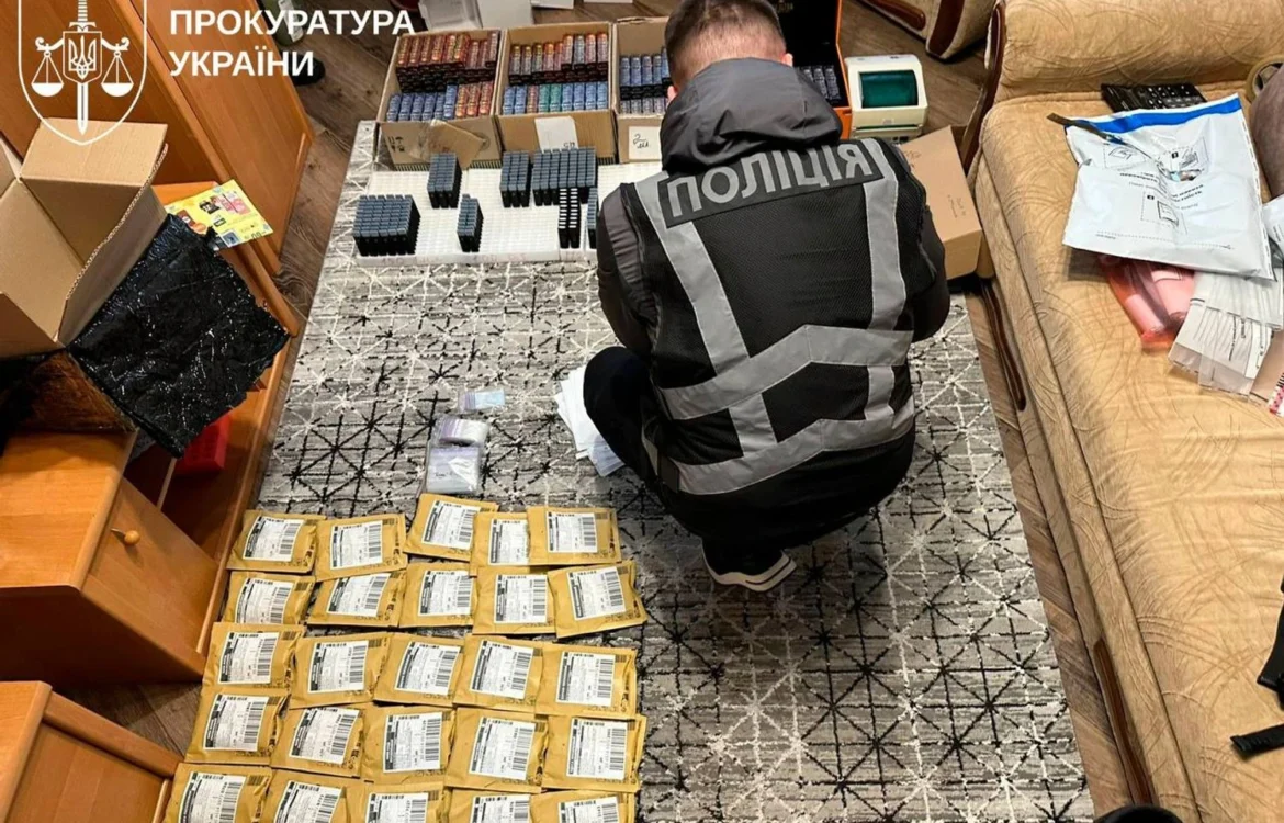 В Україні викрили 17-мільйонну схему продажу наркотиків у вейпах