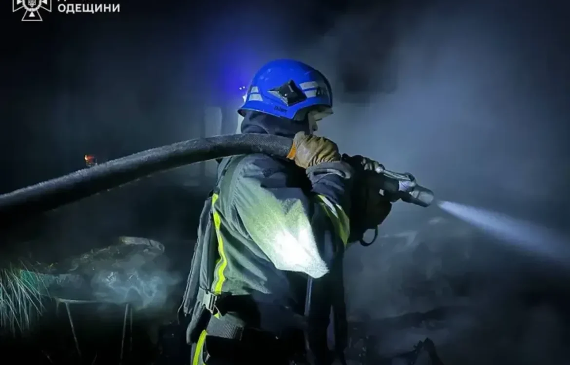 росія знову атакувала порт та енергетику на Одещині, є перебої зі світлом