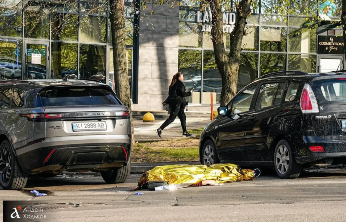 Кількість загиблих внаслідок стрілянини в Голосіївському районі Києва зросла до шести людей - Кличко
