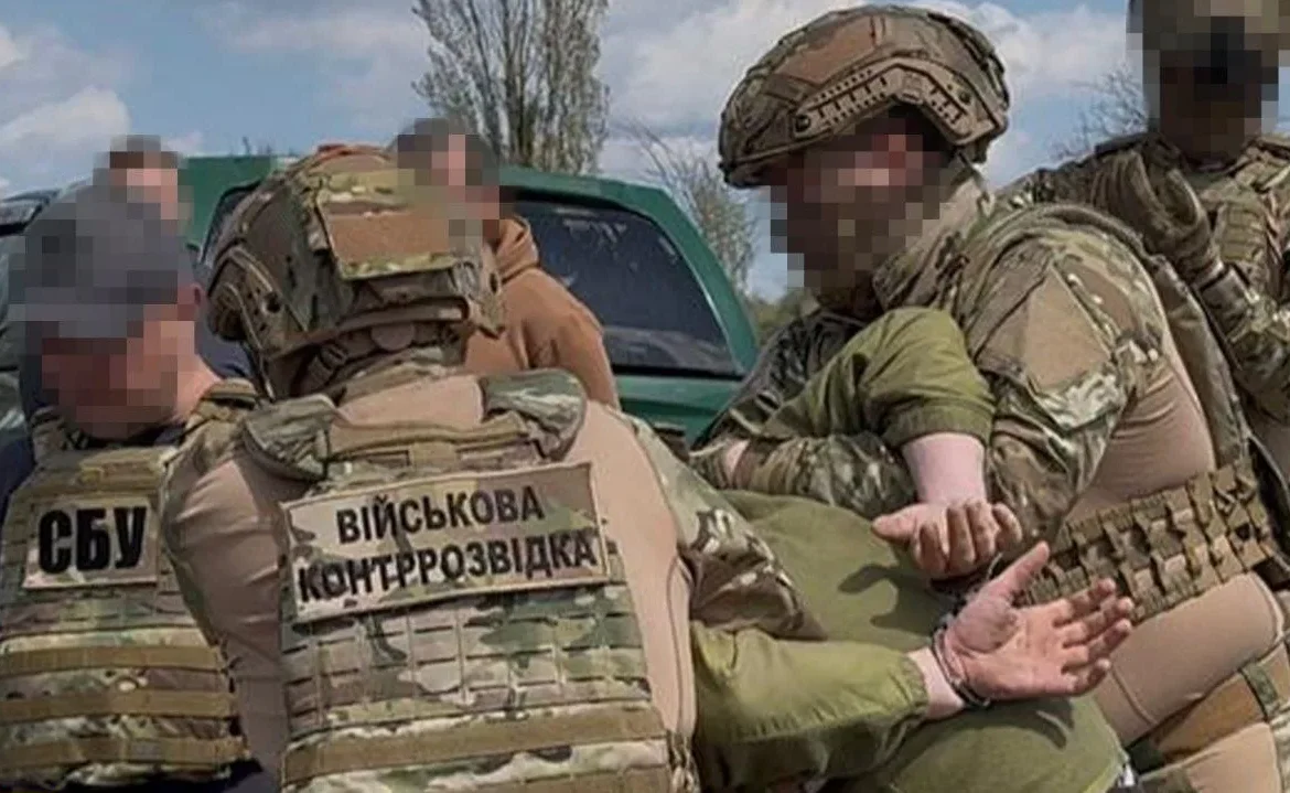 Наводив реактивні БПЛА на позиції HIMARS. СБУ затримала агента рф на Дніпропетровщині