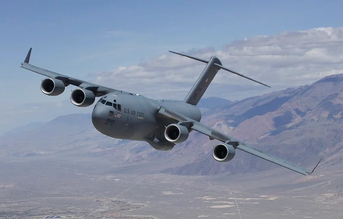 США погодили продаж Канаді обслуговування для літаків C-17 на $540 млн