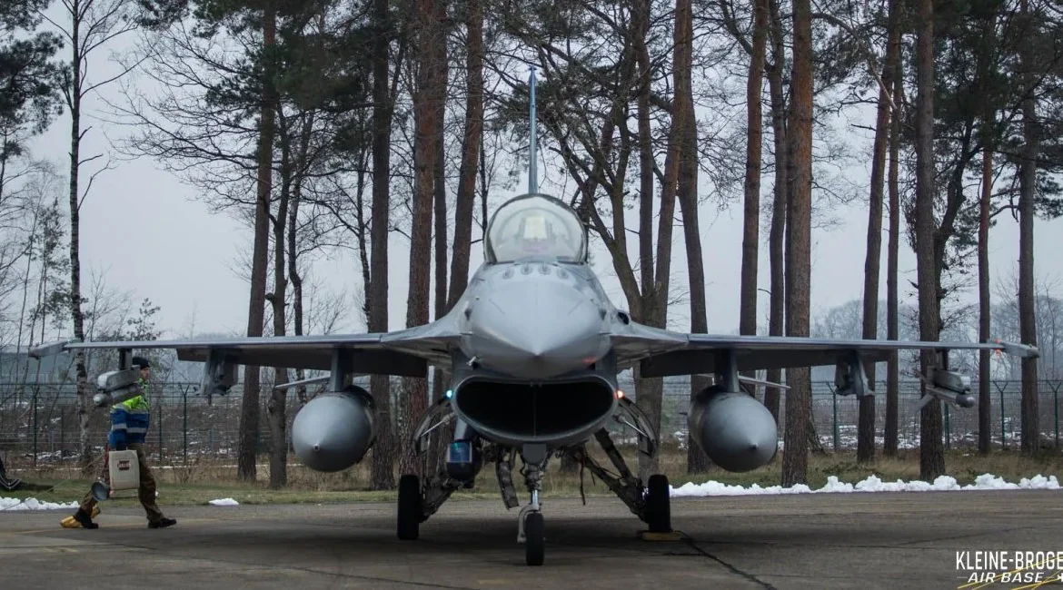 Бельгійські ЗМІ заявили про 53 F-16 для України, хоча офіційно йшлося лише про 30 винищувачів