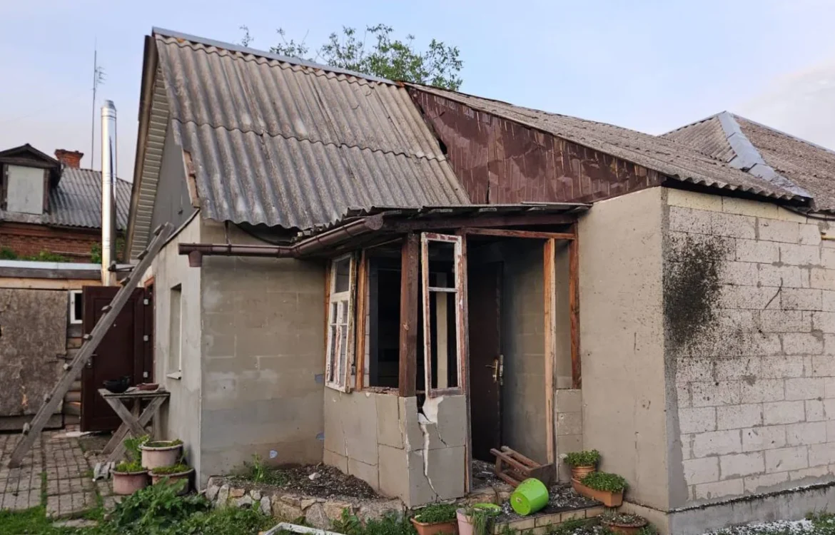 російські дрони вбили трьох людей під час атак на Харківщині