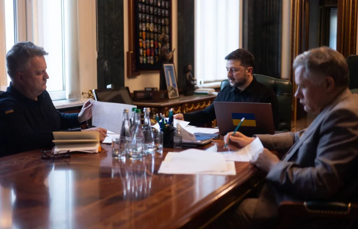 Україна готова підтримати безпеку Румунії, обговорили взаємодію на рівні наших команд - Зеленський після розмови з Даном