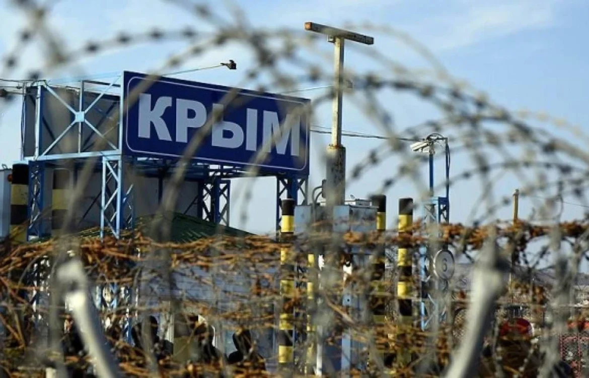 Оперштаб окупантів у Криму переходить на цілодобову роботу через страх ударів - партизани