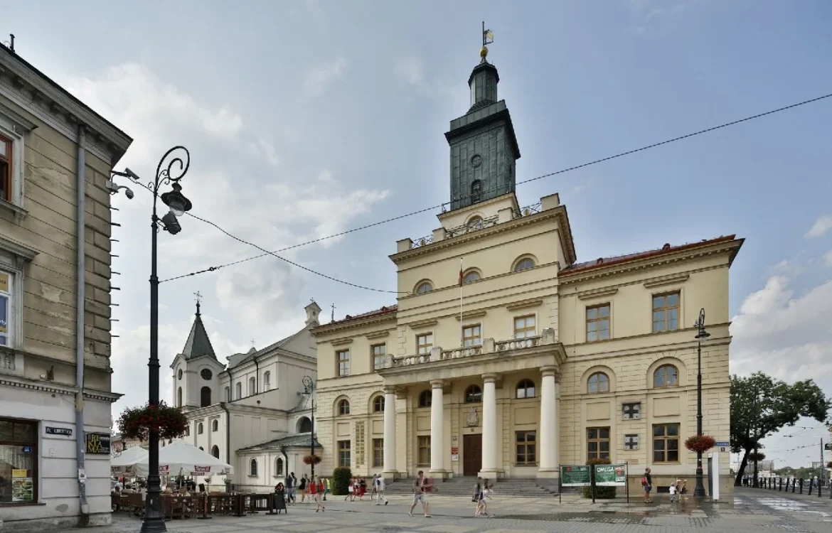 З будівлі ратуші польського Любліна зняли прапор України через надання підрозділу ССО назви